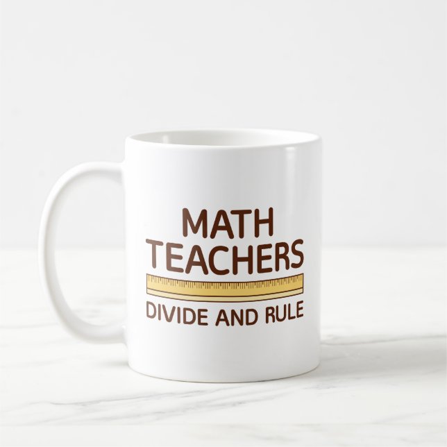 Matematlärarna skiljer sig åt och styr kaffemugg (Vänster)