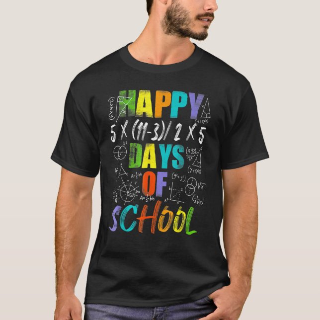 Math Teacher Lycklig 100 Day of School Equations_3 T Shirt (Framsida)