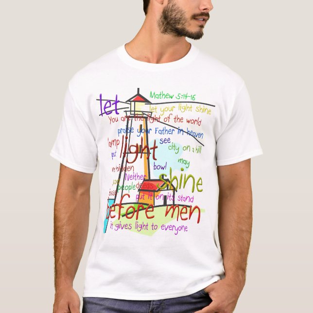 Mathew 5:14 - 16 fyr 1 t-shirt (Framsida)