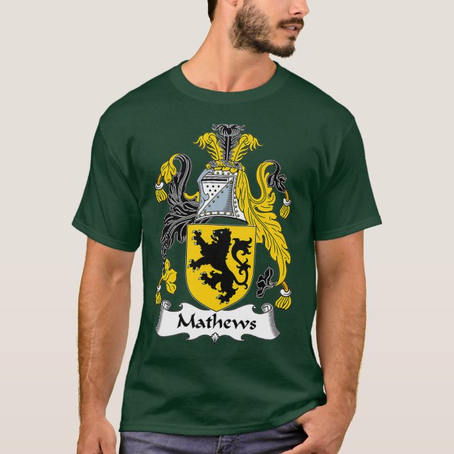 Mathews Jackar Arm Family Crest T Shirt (Framsida)