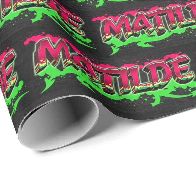 Matilde Vorname Name Graffiti red green Presentpapper (Rullad Hörn)