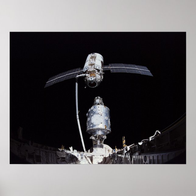 Mating Russian Zarya Module to Unity Module (ISS) Poster (Framsidan)