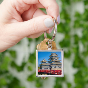Matsumoto castle and bridge fyrkantig silverfärgad nyckelring