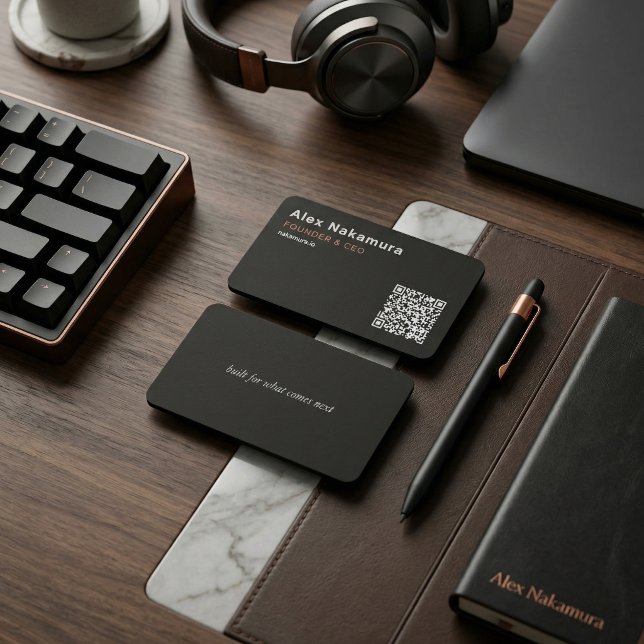 Matte Svart Minimal QR-kod Tech Grundare Startup Visitkort (Matte Black Minimal QR Code Tech Founder Startup Business Card)