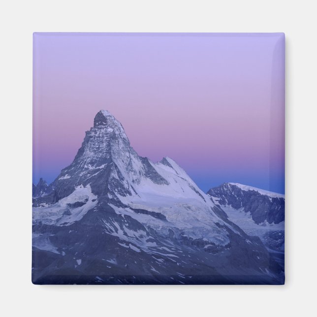 Matterhorn at dawn, Zermatt, schweiziska Alpernor Magnet (Framsidan)