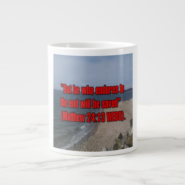 Matthew 24:13 WEBU Mug Jumbo Mugg (Framsidan)