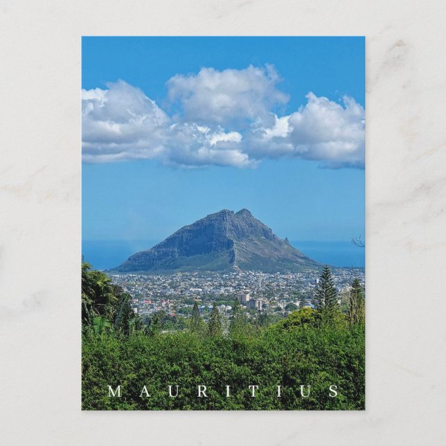 Mauritius berg och moln vy vykort (Framsida)