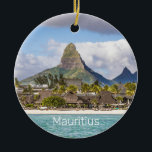 Mauritius Indian Ocean Flic En flac Beach Souvenir Julgransprydnad Keramik<br><div class="desc">Mauritius Indiska oceanen med Flic En flac-strand och handflatan träd semestersouvenir för Riviere Noire och tamarin-resenärer. Konstruktion för semester på ön älskare i Indiska oceanen Mauritius. Mauritius panorama-design för semesterfirare i Indiska oceanen med strand och handflatan träd. Souvenir för Tamarin och Riviere Noire reser på Mauritius ö med berg och...</div>