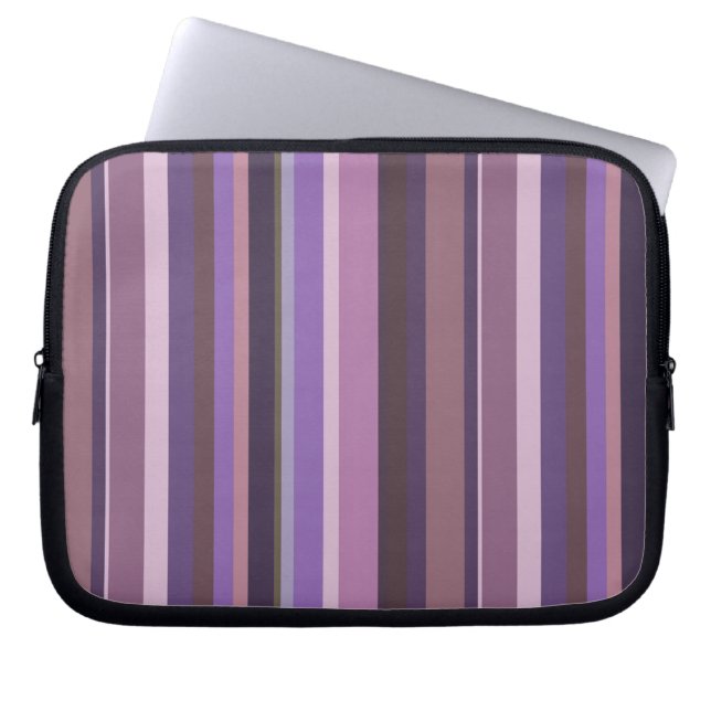 Mauve lodrät rand laptop sleeve (Framsidan)