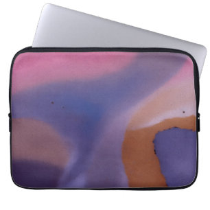 “Mauve Mirage Flow” – Abstrakt Rosa Blå Persika Laptop Fodral