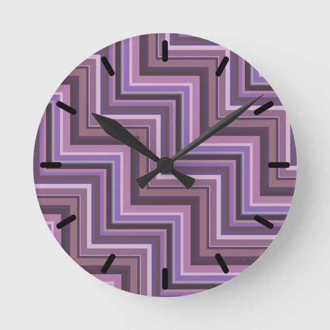 Mauve rand trappor mönster rund klocka (Framsida)