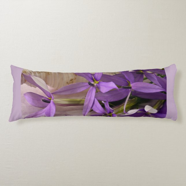 Mauve Starshine Laurentia Kroppskudde (Framsidan)