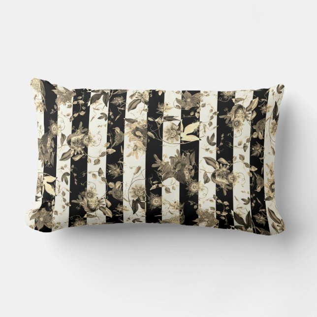 Maximalist Beige Flowers Black White Rand Lumbarkudde (Framsida)