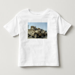 MaxxPro min resistent bakhåll skyddat fordon Tee Shirt