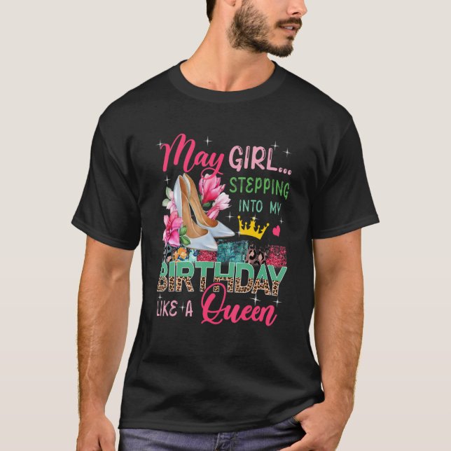 May Girl Stepping in to like Queen Blommigt High H T Shirt (Framsida)