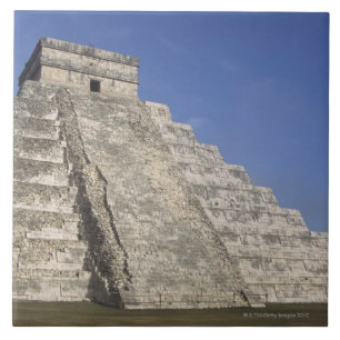 Mayan fördärvar på Chichen Itza, den Kukulcans Kakelplatta
