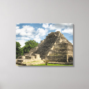 Mayan pyramid canvastryck