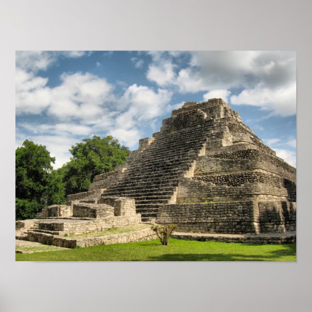 Mayan Pyramid Poster (Framsidan)