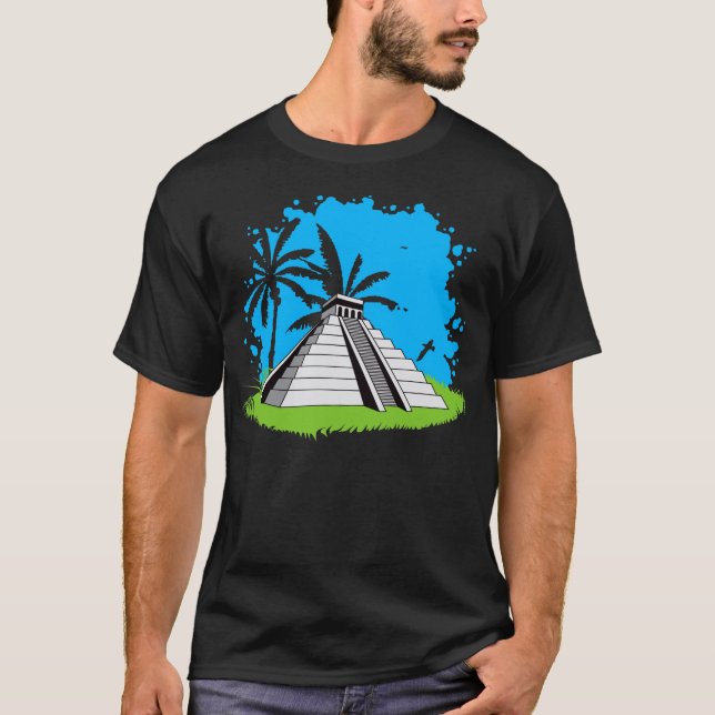Mayan pyramid tee (Framsida)
