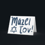 MAZEL TOV BAR BAT MITZVAH Anpassningsbar blå färg  Kort<br><div class="desc">Handritade stjärnor och penseldragstext av mig till dig. Lägg till din egen text på insidan av kortet eller ändra bakgrundsfärgerna. För fler mönster och färger, kontrollera min butik! Eller låt mig veta om du vill ha något anpassat. Jag har också matchande presentpapper och naturligtvis både Bar och Bat Mitzvah-versioner! Fråga...</div>