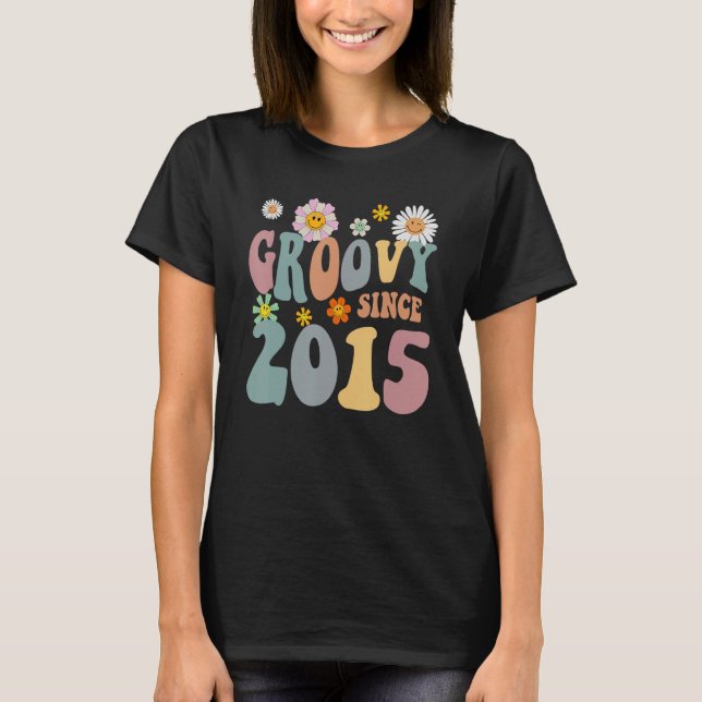 Mb Groovy sedan 2015 Retro Hippie Flower 7:e Birth T Shirt (Framsida)