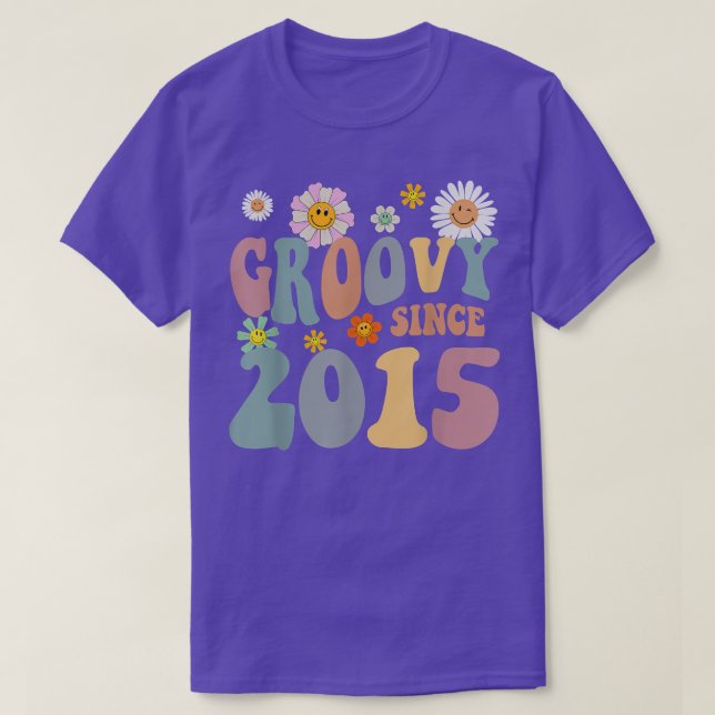 mb Groovy Since 2015 Retro Hippie Flower 7th Birth T Shirt (Design framsida)