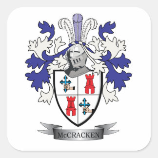 McCracken Family Crest Jackar om Arm Fyrkantigt Klistermärke