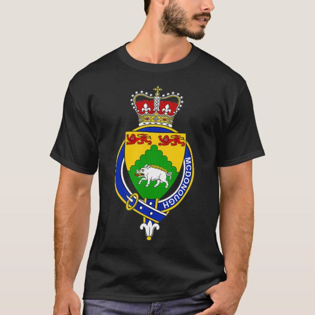 McDonough Jackar om Arm Family Crest T Shirt (Framsida)