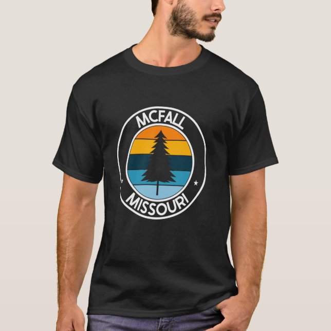 Mcfall Missouri MO USA City Pride Retro Sunset T Shirt (Framsida)