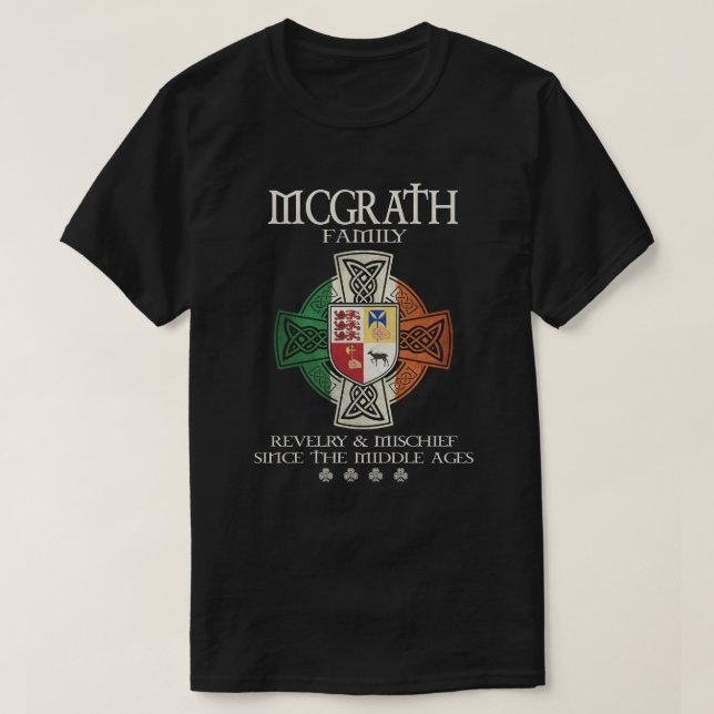 McGrath Family Ireland McGrath-efternamn T Shirt (Design framsida)