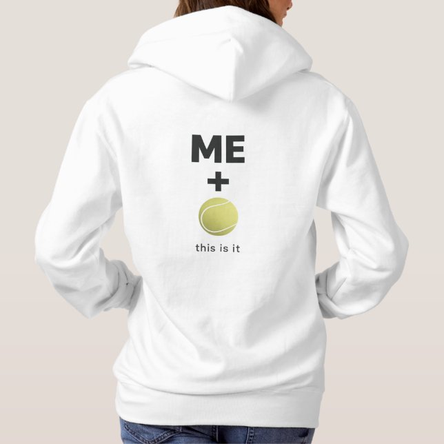 ME + Tennis Ball – This Is It Minimal Statement T Shirt (Baksida)