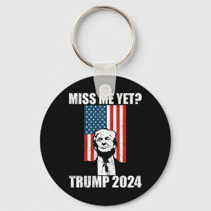 Me Yet Skrattar Trump 2024 Nyckelring