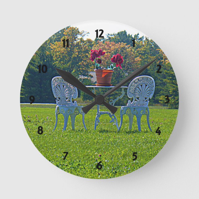 Meadow of Kärlek Rund Klocka (Framsida)