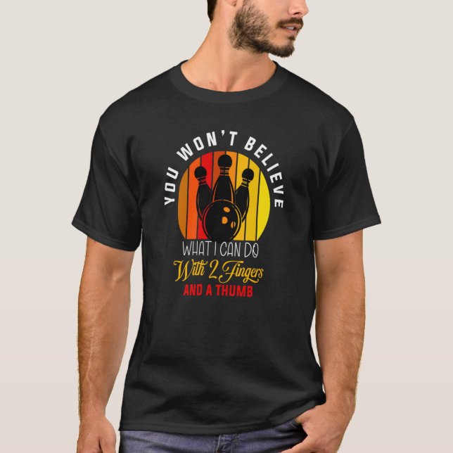 Med 2 Finger och 5000000000 T Shirt (Framsida)