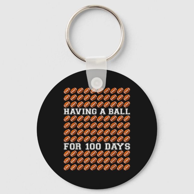 med Boll under 100 dagar med skolfotboll Nyckelring (Framsida)