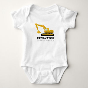 Med en attityd t shirt