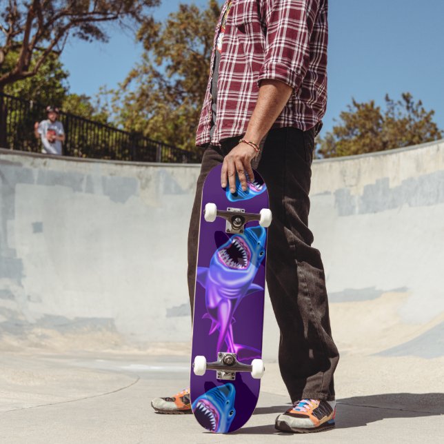 Med hajar skateboard (Utomhus 2)