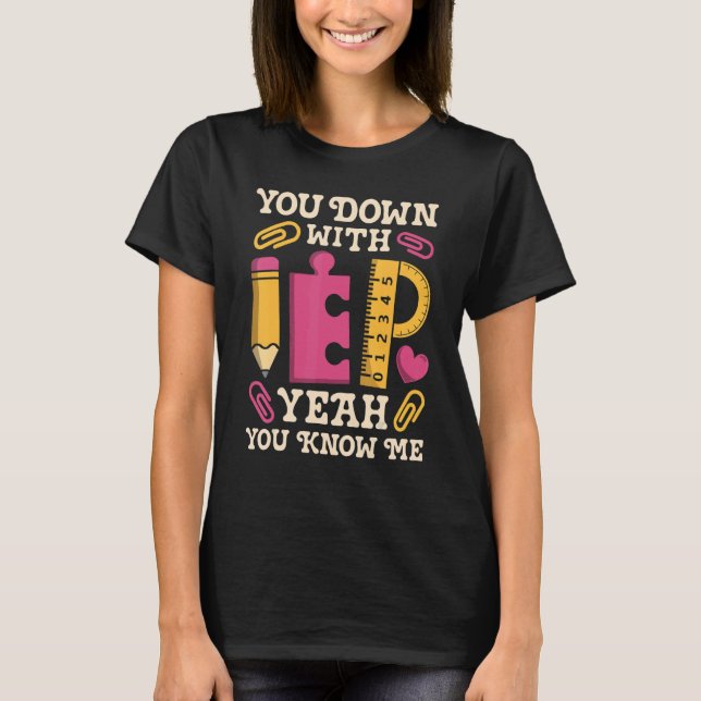 Med IEP SPED Lärare Speciell utbildning T Shirt (Framsida)