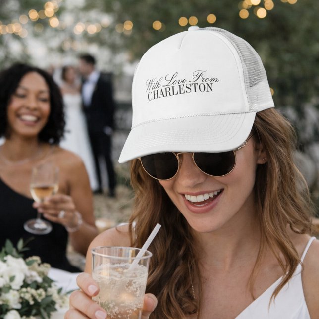 Med kärlek från Custom City Wedding Merch Station Keps (Skapare uppladdad)