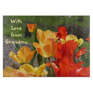 Med kärlek från mormor skärbrädor Tulpaner