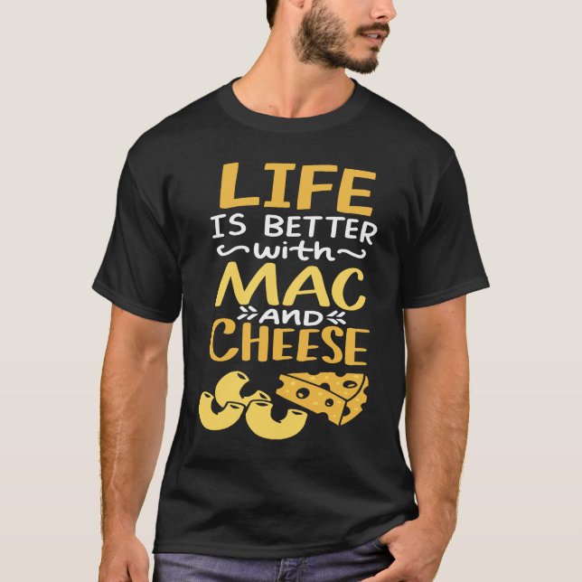 Med Mac och Cheese Cheesy Macaroni T Shirt (Framsida)