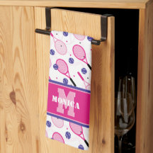 Med namn & initial, rosa och lila tennisrackets