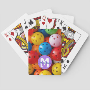 Med namn / inledande färgade betongkulor som leker casinokort