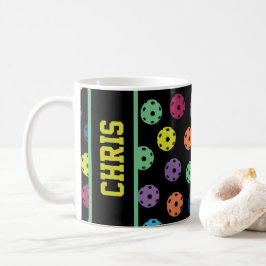 Med namn Pickleball: fler picklebollar på svart C Kaffemugg