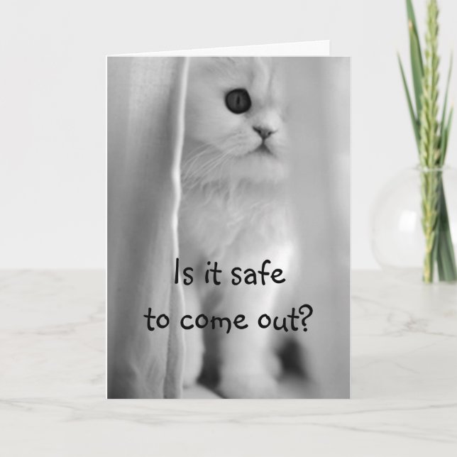 MED NÖJLIGHET, U R 5O OCH JAG ÄR INTE BIRTHDAY KORT (Framsida)