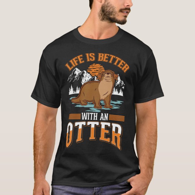 med Otter T Shirt (Framsida)