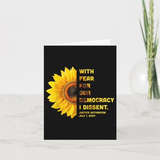 Med rädsla för vår demokrati motsätter jag mig kvi kort (Framsida)