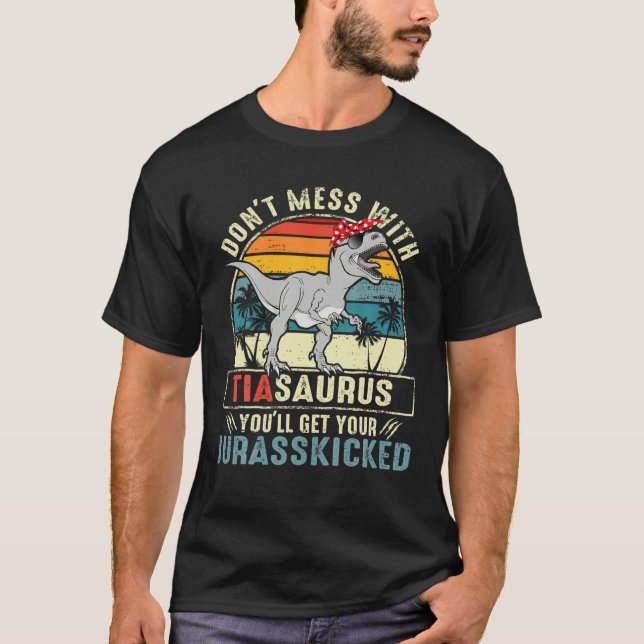  med Tiasaurus Du får Jurasskick ed ti T Shirt (Framsida)