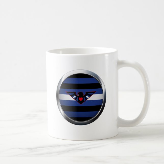 MEDALJONG FÖR LÄDERÖRNPRIDE KAFFEMUGG (Höger)