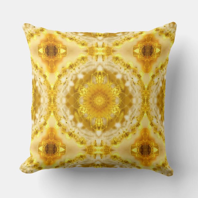 Medallion Mönster i Mustard Gult Batik Mönster Kudde (Framsida)